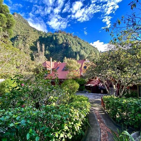 Finca Chamanapamba Guest House Banos  Exterior photo