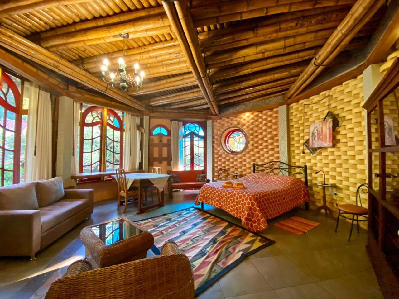 Finca Chamanapamba Guest House Banos  Exterior photo